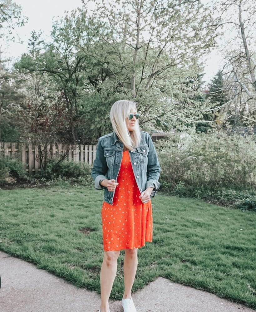 Easy Outfit Formula: Sundress with Sneakers