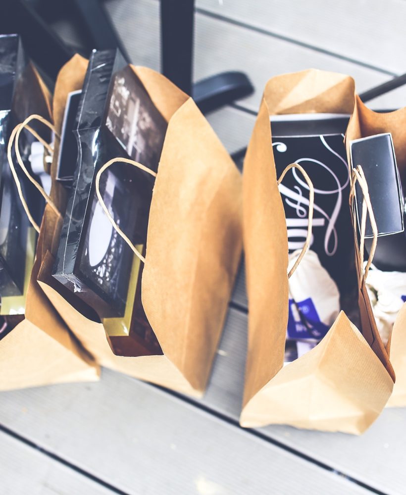 How to Stop Overspending When You Shop