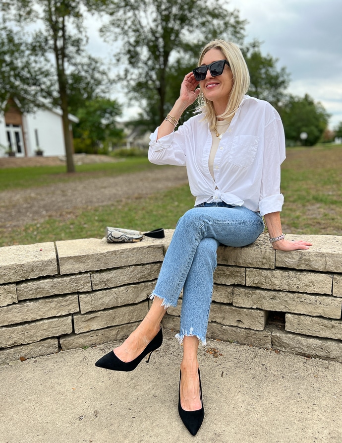 How To Style a Gray Skinny Jeans - So Heather | Dallas Fashion Blogger