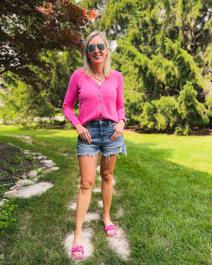 Fall Outfit Ideas With Black Jeans - Blushing Rose Style Blog