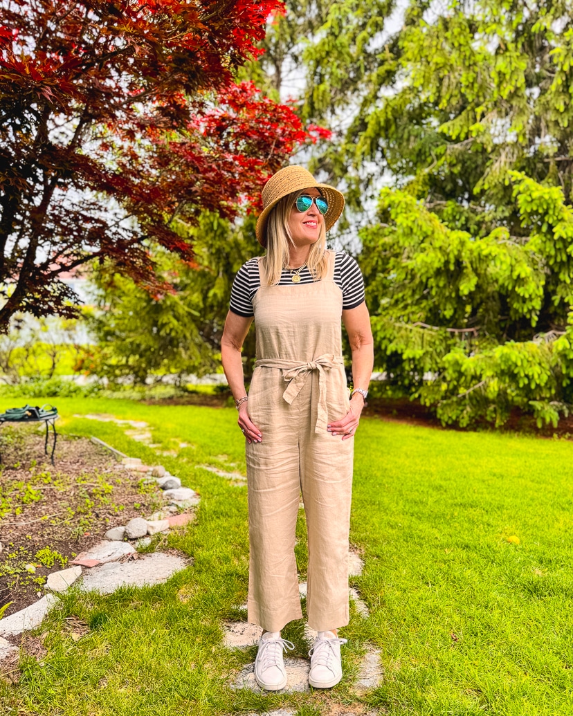 how to style a linen jumpsuit